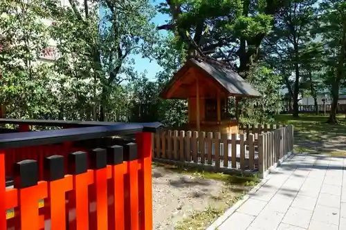 伏見稲荷大社 御旅所の末社・摂社