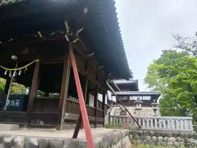 高桑八幡神社の{uncategorized: "未分類", other: "その他", undefined: "問題あり", building: "その他建物", grave: "お墓", sacred_gate: "鳥居", guardian: "狛犬", statue: "像", buddha: "仏像", history: "歴史", nature: "自然", garden: "庭園", animal: "動物", pagoda: "塔", temizu: "手水舎", mountain_gate: "山門・神門", sanctuary: "本殿・本堂", subordinate: "末社・摂社", art: "芸術", scenery: "景色", jizo: "地蔵", ema: "絵馬", goshuin: "御朱印", omikuji: "おみくじ", items: "授与品その他", amulet: "お守り", goshuincho: "御朱印帳", eats: "食事", festival: "お祭り", votive_dance: "神楽", shichigosan: "七五三参", wedding: "結婚式", experience: "体験その他", initially: "初詣", around: "周辺", anti_infection: "感染症対策"}
