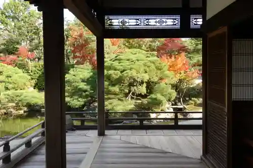 仁和寺の庭園