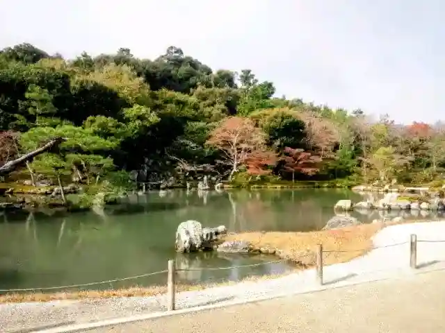 天龍寺の{uncategorized: "未分類", other: "その他", undefined: "問題あり", building: "その他建物", grave: "お墓", sacred_gate: "鳥居", guardian: "狛犬", statue: "像", buddha: "仏像", history: "歴史", nature: "自然", garden: "庭園", animal: "動物", pagoda: "塔", temizu: "手水舎", mountain_gate: "山門・神門", sanctuary: "本殿・本堂", subordinate: "末社・摂社", art: "芸術", scenery: "景色", jizo: "地蔵", ema: "絵馬", goshuin: "御朱印", omikuji: "おみくじ", items: "授与品その他", amulet: "お守り", goshuincho: "御朱印帳", eats: "食事", festival: "お祭り", votive_dance: "神楽", shichigosan: "七五三参", wedding: "結婚式", experience: "体験その他", initially: "初詣", around: "周辺", anti_infection: "感染症対策"}