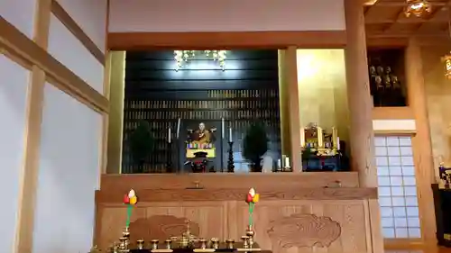 真隆寺の本殿・本堂