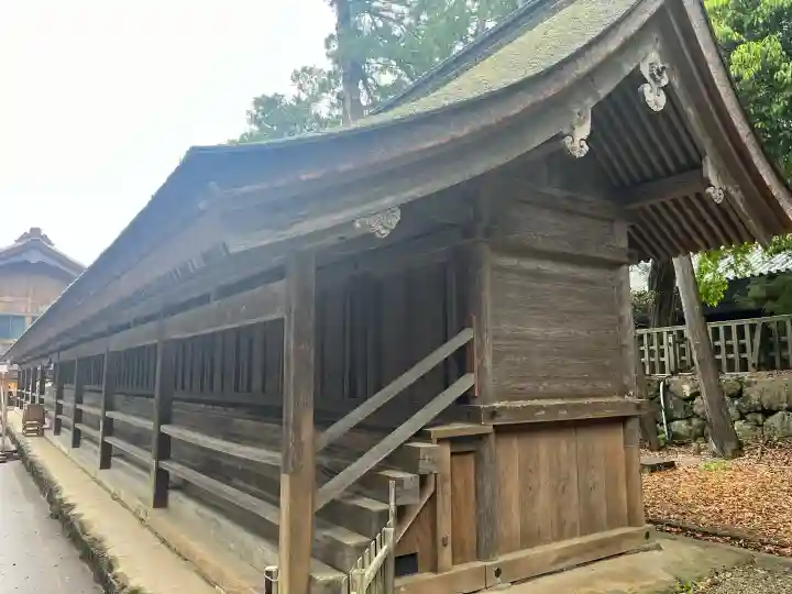 出雲大社の{uncategorized: "未分類", other: "その他", undefined: "問題あり", building: "その他建物", grave: "お墓", sacred_gate: "鳥居", guardian: "狛犬", statue: "像", buddha: "仏像", history: "歴史", nature: "自然", garden: "庭園", animal: "動物", pagoda: "塔", temizu: "手水舎", mountain_gate: "山門・神門", sanctuary: "本殿・本堂", subordinate: "末社・摂社", art: "芸術", scenery: "景色", jizo: "地蔵", ema: "絵馬", goshuin: "御朱印", omikuji: "おみくじ", items: "授与品その他", amulet: "お守り", goshuincho: "御朱印帳", eats: "食事", festival: "お祭り", votive_dance: "神楽", shichigosan: "七五三参", wedding: "結婚式", experience: "体験その他", initially: "初詣", around: "周辺", anti_infection: "感染症対策"}