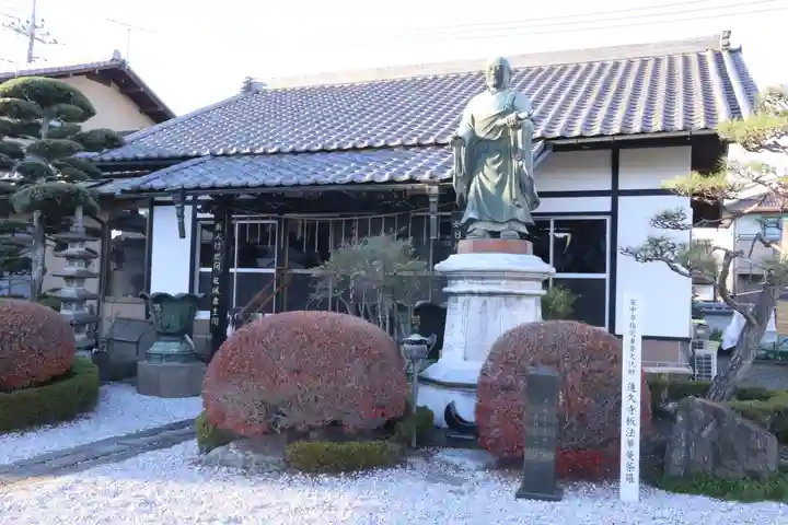 蓮久寺の本殿・本堂
