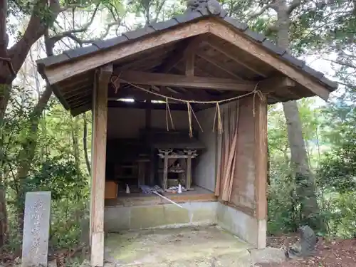 高良神社の末社