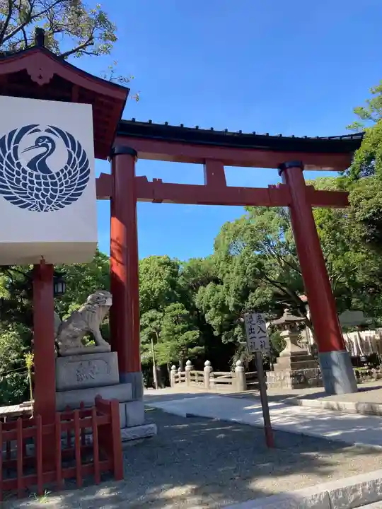 平塚八幡宮の鳥居