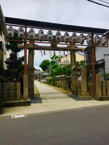 堤根神社の鳥居