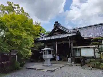 神野寺の本殿・本堂