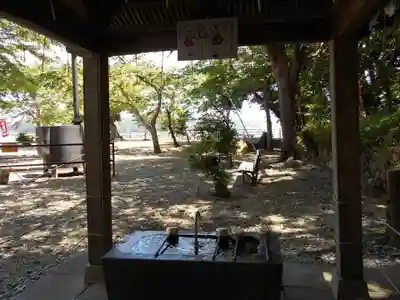 植田八幡神社の手水舎