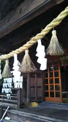玉敷神社の本殿・本堂