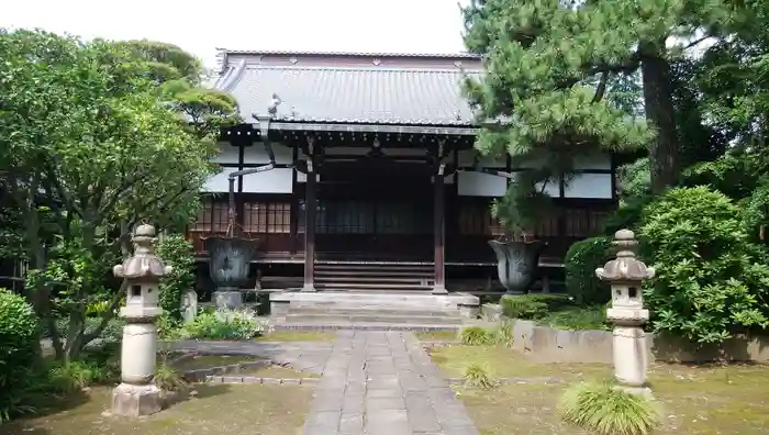 龍興山臨江寺の本殿