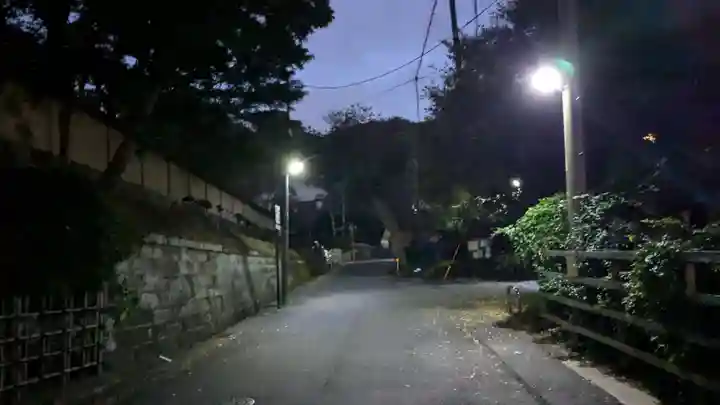 東勝寺跡の周辺