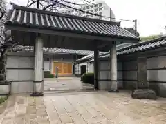 瑠璃光寺の山門