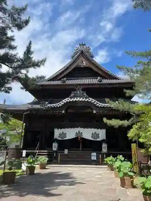 信濃國分寺の本殿・本堂