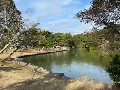 桜ヶ池池宮神社の{uncategorized: "未分類", other: "その他", undefined: "問題あり", building: "その他建物", grave: "お墓", sacred_gate: "鳥居", guardian: "狛犬", statue: "像", buddha: "仏像", history: "歴史", nature: "自然", garden: "庭園", animal: "動物", pagoda: "塔", temizu: "手水舎", mountain_gate: "山門・神門", sanctuary: "本殿・本堂", subordinate: "末社・摂社", art: "芸術", scenery: "景色", jizo: "地蔵", ema: "絵馬", goshuin: "御朱印", omikuji: "おみくじ", items: "授与品その他", amulet: "お守り", goshuincho: "御朱印帳", eats: "食事", festival: "お祭り", votive_dance: "神楽", shichigosan: "七五三参", wedding: "結婚式", experience: "体験その他", initially: "初詣", around: "周辺", anti_infection: "感染症対策"}