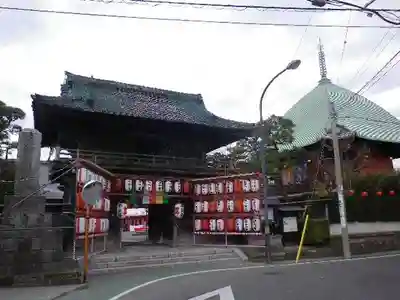 本覚寺の山門・神門