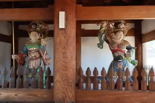 玄猷寺の像