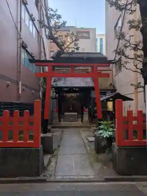 出世稲荷神社（柳森神社境外摂社）の鳥居