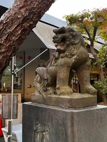 鳩森八幡神社の狛犬