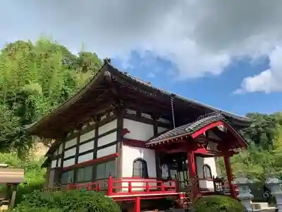 長円寺の本殿