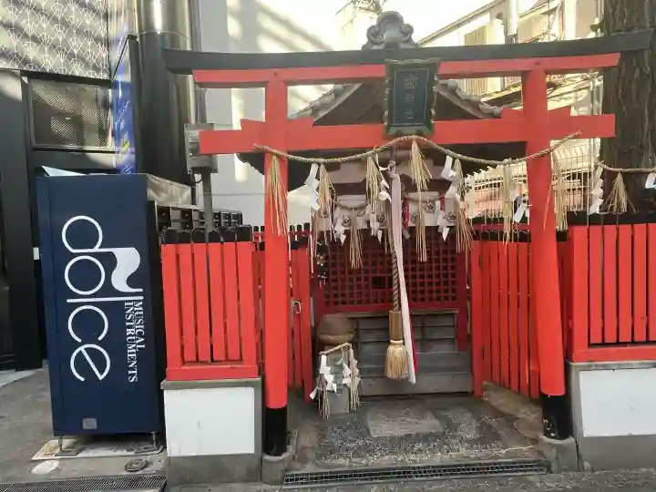 歯神社の{uncategorized: "未分類", other: "その他", undefined: "問題あり", building: "その他建物", grave: "お墓", sacred_gate: "鳥居", guardian: "狛犬", statue: "像", buddha: "仏像", history: "歴史", nature: "自然", garden: "庭園", animal: "動物", pagoda: "塔", temizu: "手水舎", mountain_gate: "山門・神門", sanctuary: "本殿・本堂", subordinate: "末社・摂社", art: "芸術", scenery: "景色", jizo: "地蔵", ema: "絵馬", goshuin: "御朱印", omikuji: "おみくじ", items: "授与品その他", amulet: "お守り", goshuincho: "御朱印帳", eats: "食事", festival: "お祭り", votive_dance: "神楽", shichigosan: "七五三参", wedding: "結婚式", experience: "体験その他", initially: "初詣", around: "周辺", anti_infection: "感染症対策"}