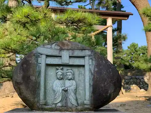  放生津八幡宮の建物その他