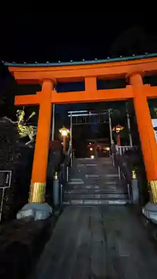 穴八幡宮の鳥居