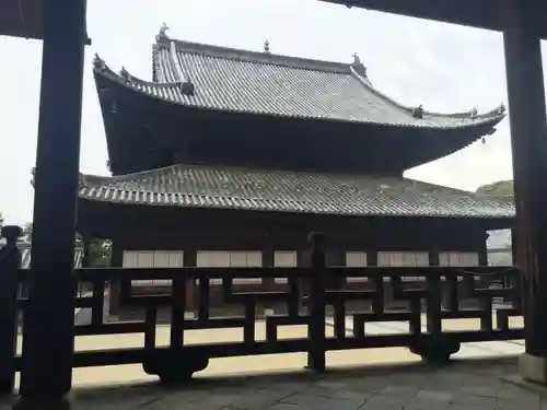萬福寺の本殿・本堂