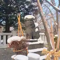 彌彦神社 (伊夜日子神社)の狛犬