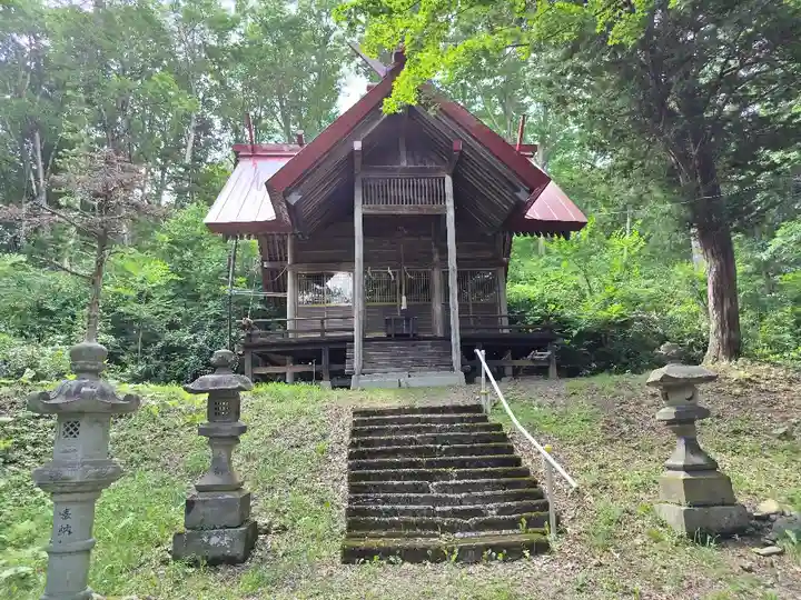金山神社の本殿・本堂