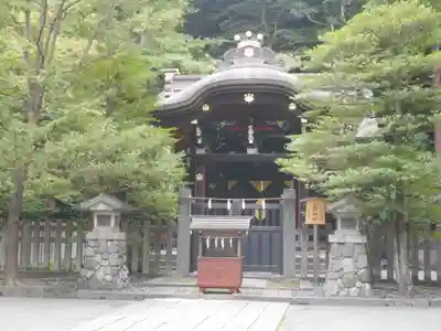 鶴岡八幡宮の本殿・本堂