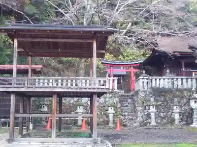 三輪神社のその他建物