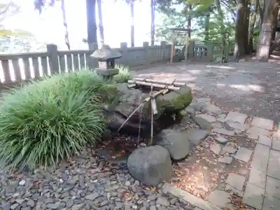 手長神社の手水舎
