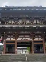 本佛寺の山門・神門