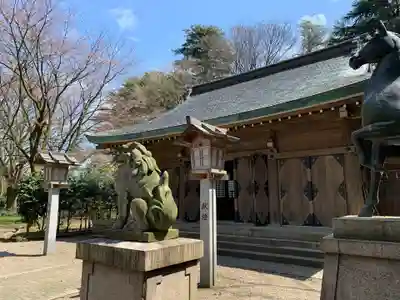 高岡市護国神社の狛犬