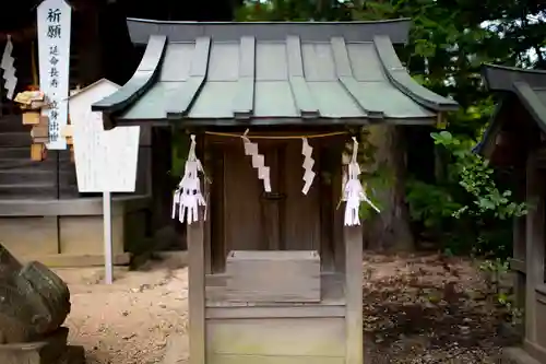 穂高神社本宮の末社