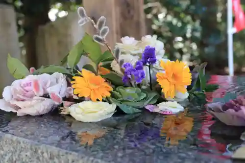 滑川神社 - 仕事と子どもの守り神の手水