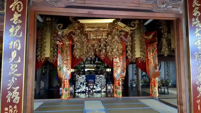 定光寺の本殿