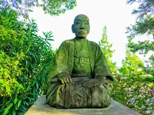 井田熱田神社の像