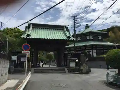 妙本寺の山門・神門