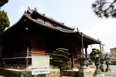酒見寺の本殿・本堂