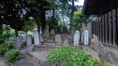 外山神社の末社・摂社