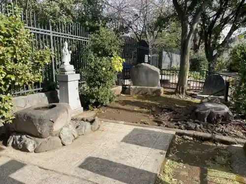 菊名池弁財天(神奈川県)