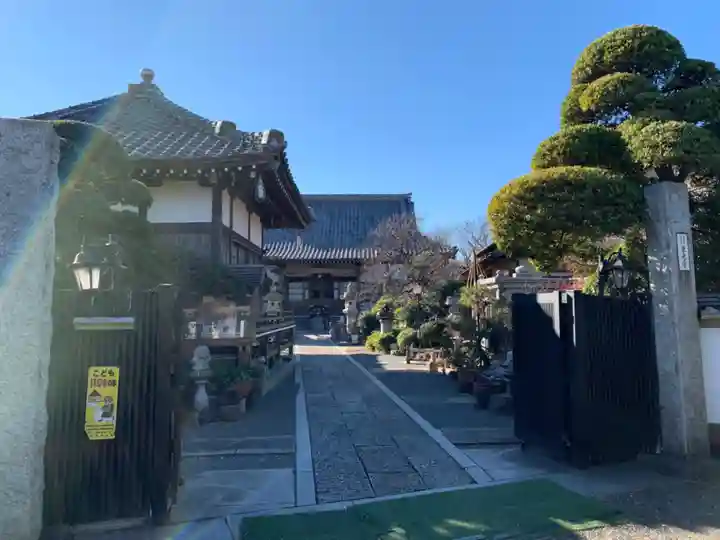 東光寺の山門・神門