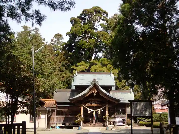 小村神社の本殿・本堂