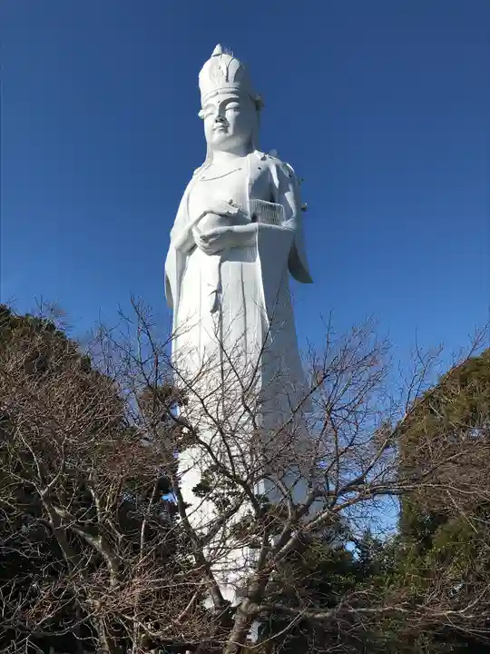 東京湾観音教会の仏像