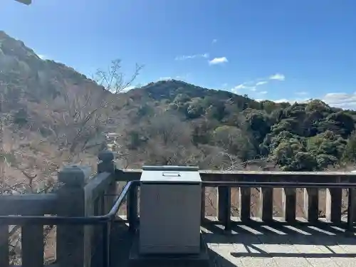清水寺の{uncategorized: "未分類", other: "その他", undefined: "問題あり", building: "その他建物", grave: "お墓", sacred_gate: "鳥居", guardian: "狛犬", statue: "像", buddha: "仏像", history: "歴史", nature: "自然", garden: "庭園", animal: "動物", pagoda: "塔", temizu: "手水舎", mountain_gate: "山門・神門", sanctuary: "本殿・本堂", subordinate: "末社・摂社", art: "芸術", scenery: "景色", jizo: "地蔵", ema: "絵馬", goshuin: "御朱印", omikuji: "おみくじ", items: "授与品その他", amulet: "お守り", goshuincho: "御朱印帳", eats: "食事", festival: "お祭り", votive_dance: "神楽", shichigosan: "七五三参", wedding: "結婚式", experience: "体験その他", initially: "初詣", around: "周辺", anti_infection: "感染症対策"}