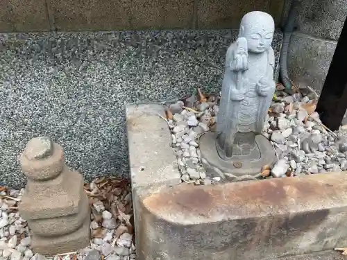 光輪寺の{uncategorized: "未分類", other: "その他", undefined: "問題あり", building: "その他建物", grave: "お墓", sacred_gate: "鳥居", guardian: "狛犬", statue: "像", buddha: "仏像", history: "歴史", nature: "自然", garden: "庭園", animal: "動物", pagoda: "塔", temizu: "手水舎", mountain_gate: "山門・神門", sanctuary: "本殿・本堂", subordinate: "末社・摂社", art: "芸術", scenery: "景色", jizo: "地蔵", ema: "絵馬", goshuin: "御朱印", omikuji: "おみくじ", items: "授与品その他", amulet: "お守り", goshuincho: "御朱印帳", eats: "食事", festival: "お祭り", votive_dance: "神楽", shichigosan: "七五三参", wedding: "結婚式", experience: "体験その他", initially: "初詣", around: "周辺", anti_infection: "感染症対策"}