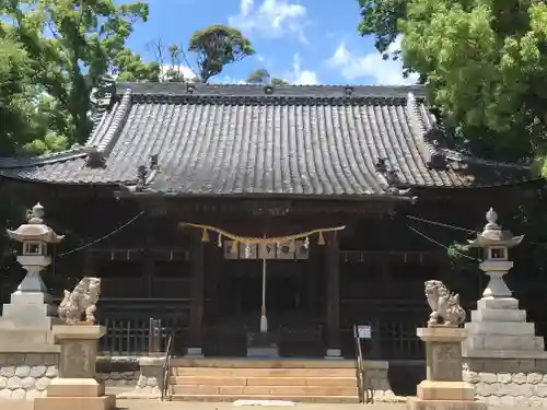 豊川進雄神社の本殿・本堂