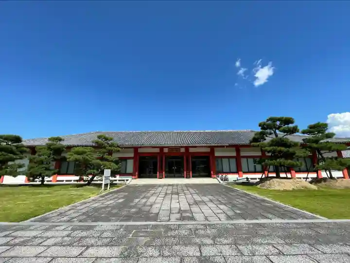 薬師寺の本殿・本堂