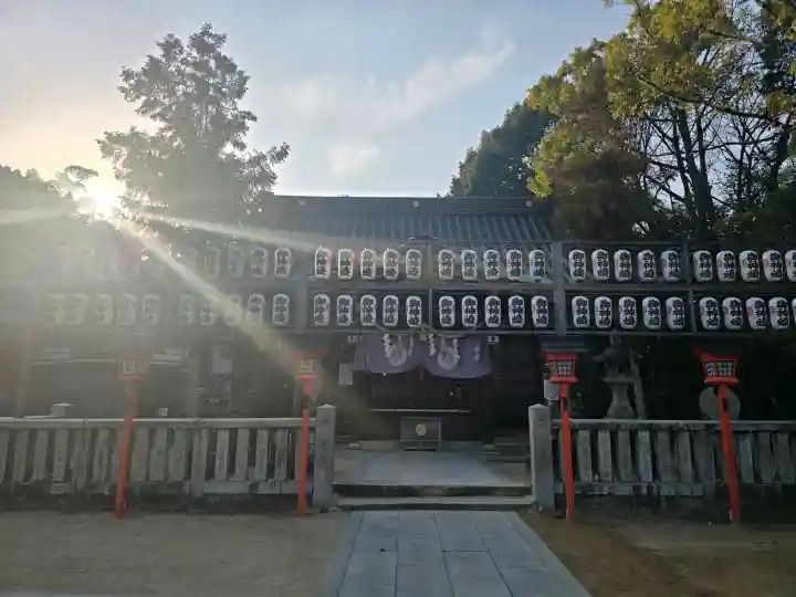 宝塚神社の{uncategorized: "未分類", other: "その他", undefined: "問題あり", building: "その他建物", grave: "お墓", sacred_gate: "鳥居", guardian: "狛犬", statue: "像", buddha: "仏像", history: "歴史", nature: "自然", garden: "庭園", animal: "動物", pagoda: "塔", temizu: "手水舎", mountain_gate: "山門・神門", sanctuary: "本殿・本堂", subordinate: "末社・摂社", art: "芸術", scenery: "景色", jizo: "地蔵", ema: "絵馬", goshuin: "御朱印", omikuji: "おみくじ", items: "授与品その他", amulet: "お守り", goshuincho: "御朱印帳", eats: "食事", festival: "お祭り", votive_dance: "神楽", shichigosan: "七五三参", wedding: "結婚式", experience: "体験その他", initially: "初詣", around: "周辺", anti_infection: "感染症対策"}
